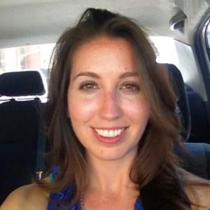 Meet your Posher, Corinne